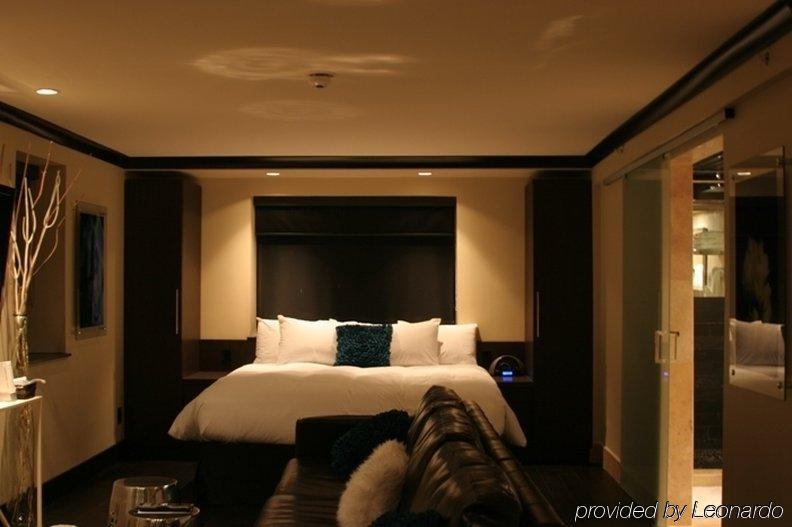 Hotel Duval, Autograph Collection Tallahassee Room photo